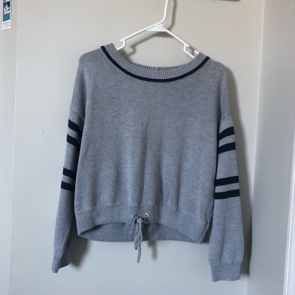 Aerie Woman’s Cropped Sweater XL